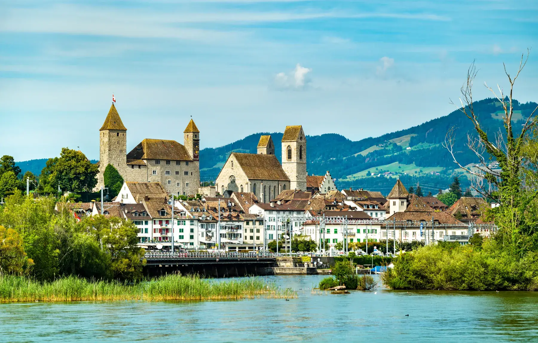 Schloss Rapperswil und Altstadt am Zürichsee